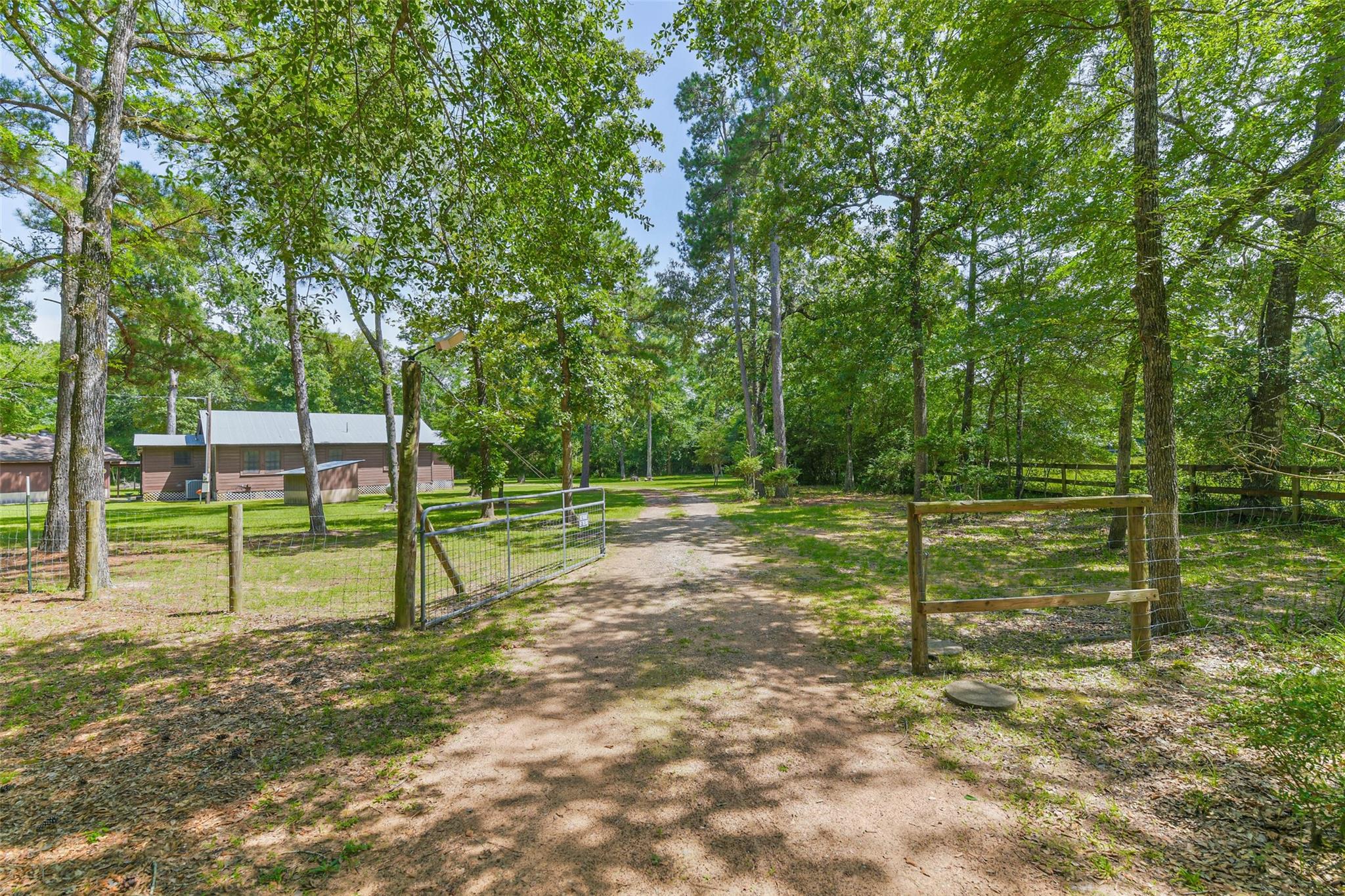 25095 Willow Creek