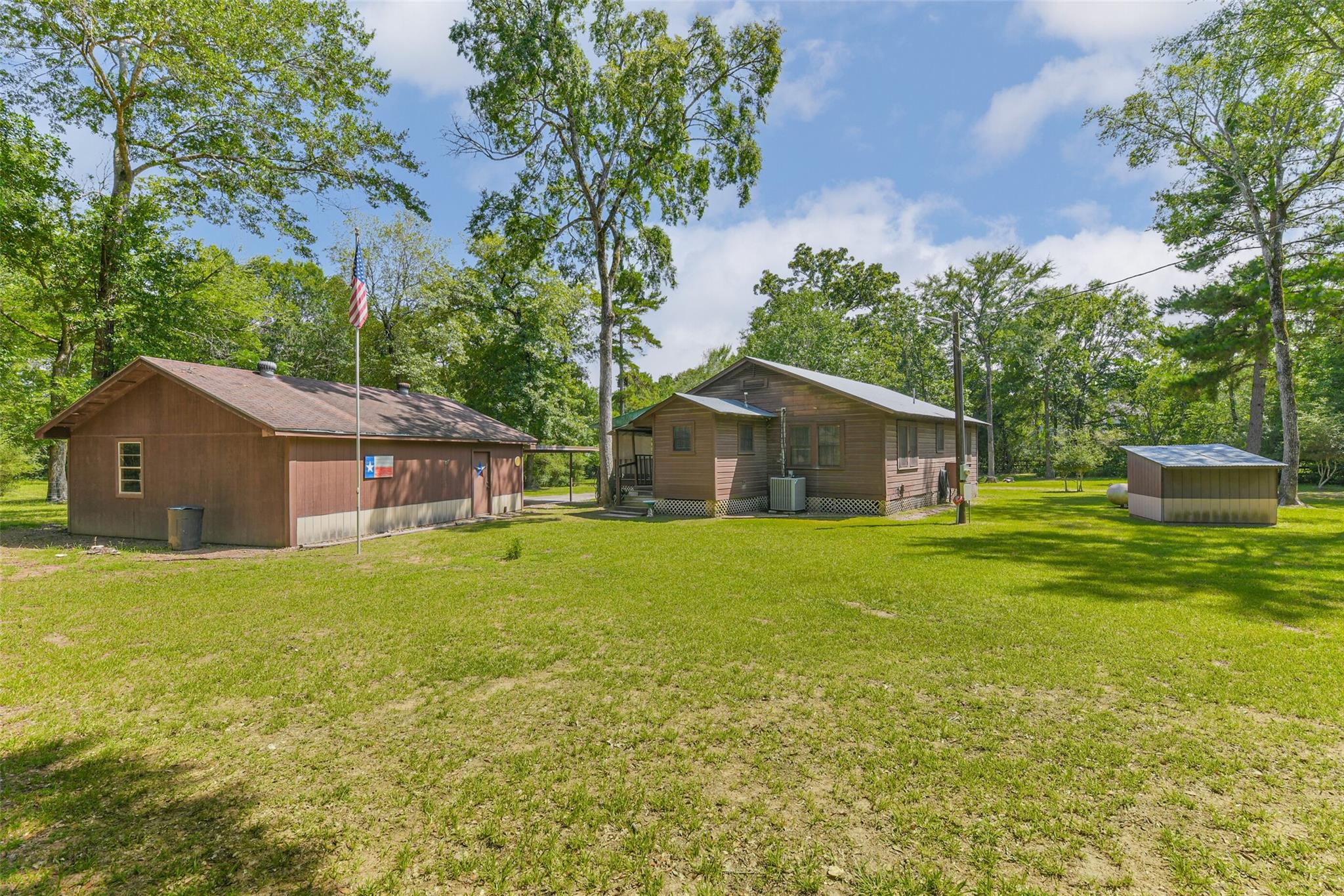 25095 Willow Creek