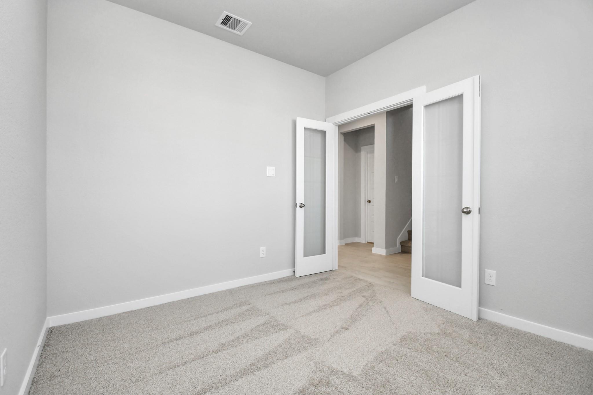 2103 Della Lakes Court