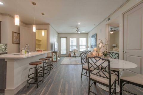 Photo of 1800 St Joseph Parkway #209, Houston, TX 77003 (MLS # 14592250) Photo of 1800 St Joseph Parkway #209, Houston, TX 77003 (MLS # 14592250)