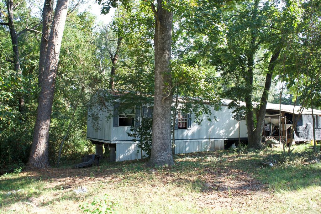 Photo of 30727 Lake Edge Lane, Magnolia, TX 77354 (MLS # 89215403)