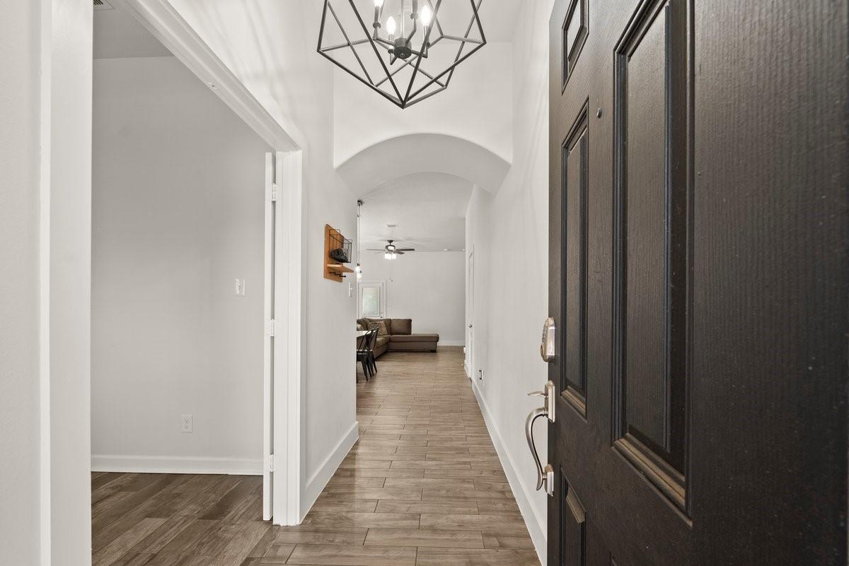 1135 Treasure Court