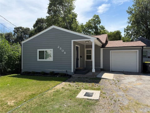 Homes For Rent - 2508 Texas Avenue<br/> Pearland, TX 77581