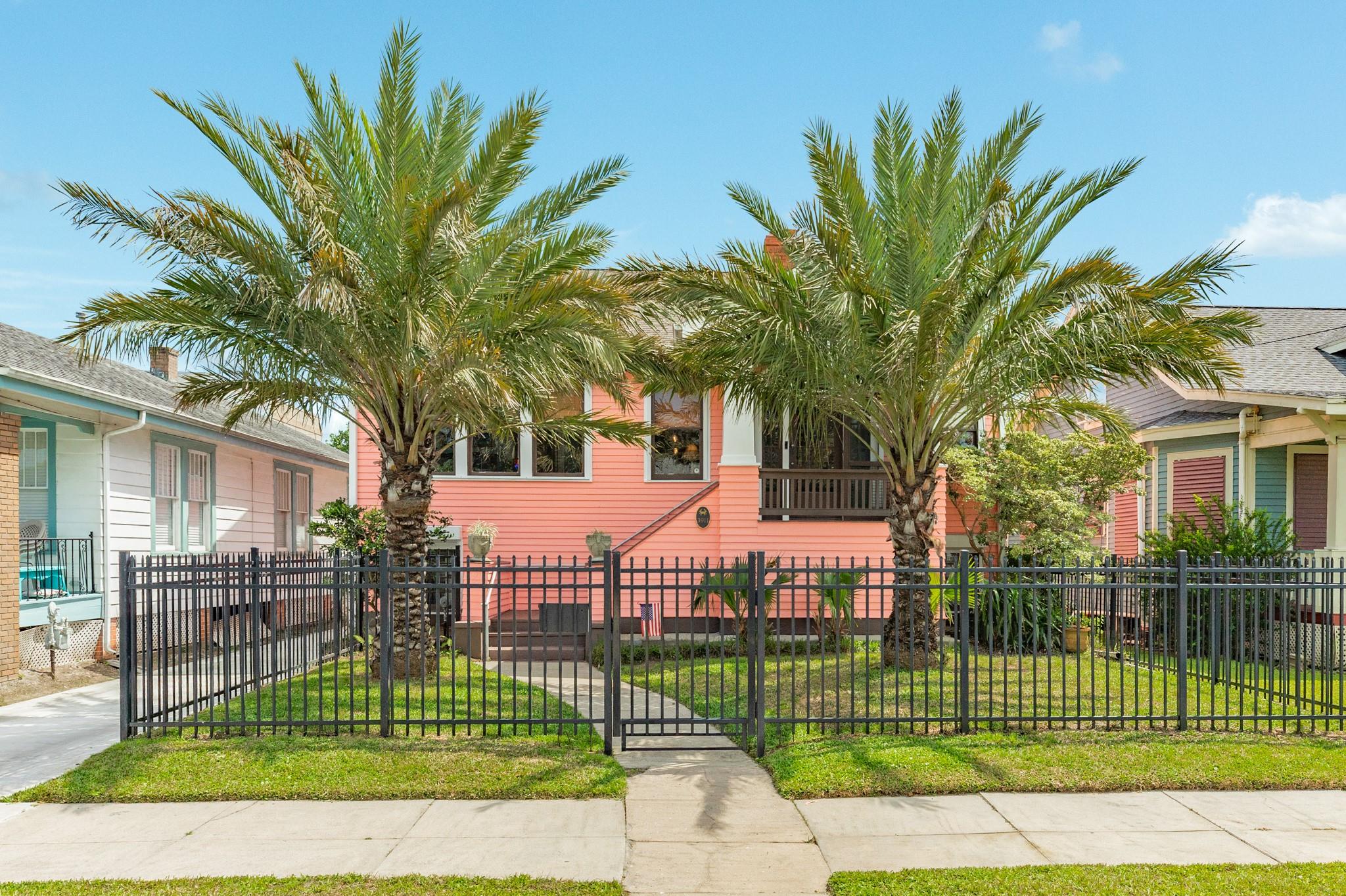 3911 Avenue R 1/2