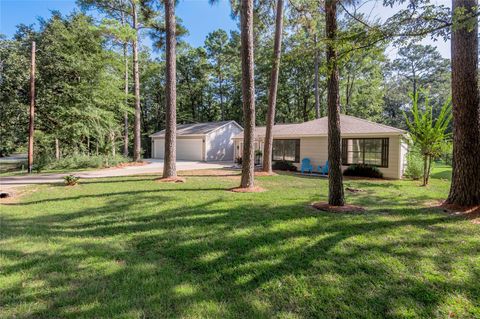 Photo of 37 Spreading Oak, Trinity, TX 75862 (MLS # 10038561)