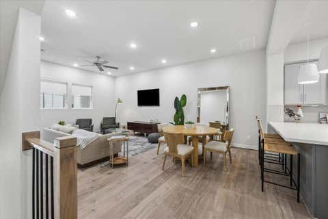 Photo of 6338 Paddington Bend Drive, Houston, TX 77008 (MLS # 45653255)