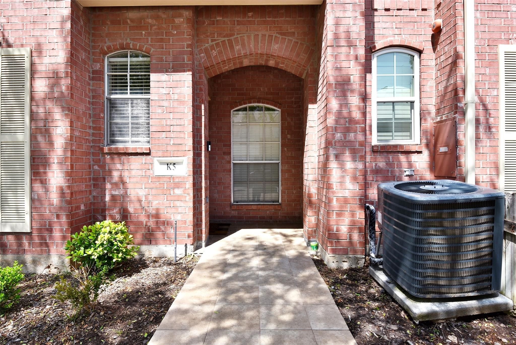 2710 Grants Lake Boulevard K5
