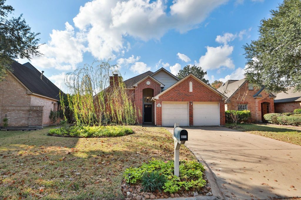 Photo of 8011 Oceanside Drive, Houston, TX 77095 (MLS # 68263793)