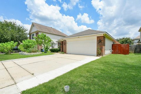 Photo of 5818 Turmeric Drive, Baytown, TX 77521 (MLS # 42494292)