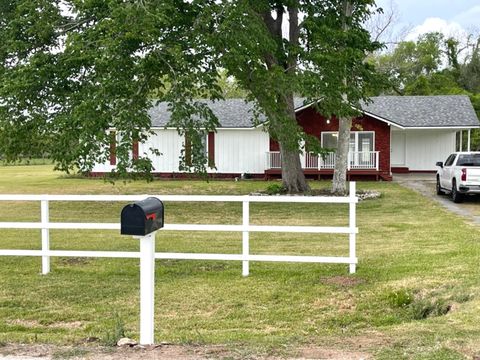 Photo of 335 Carroll Roads E, Richmond, TX 77469 (MLS # 32466021)