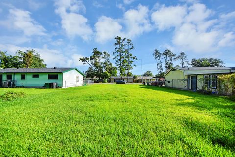 Vacant Land For Sale - 6514 Mohawk Street<br/> Houston, TX 77016