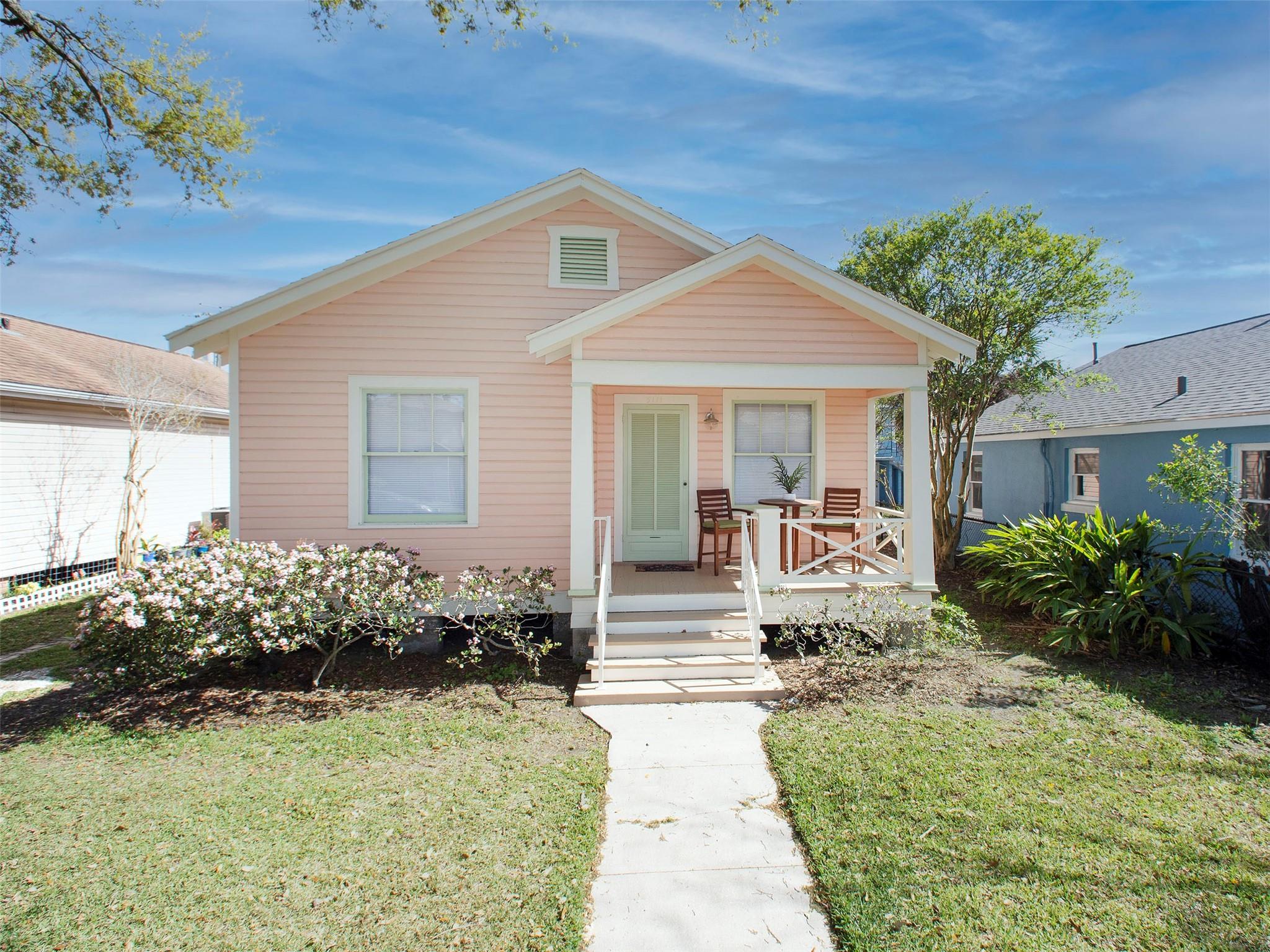 5111 Avenue Q 1/2