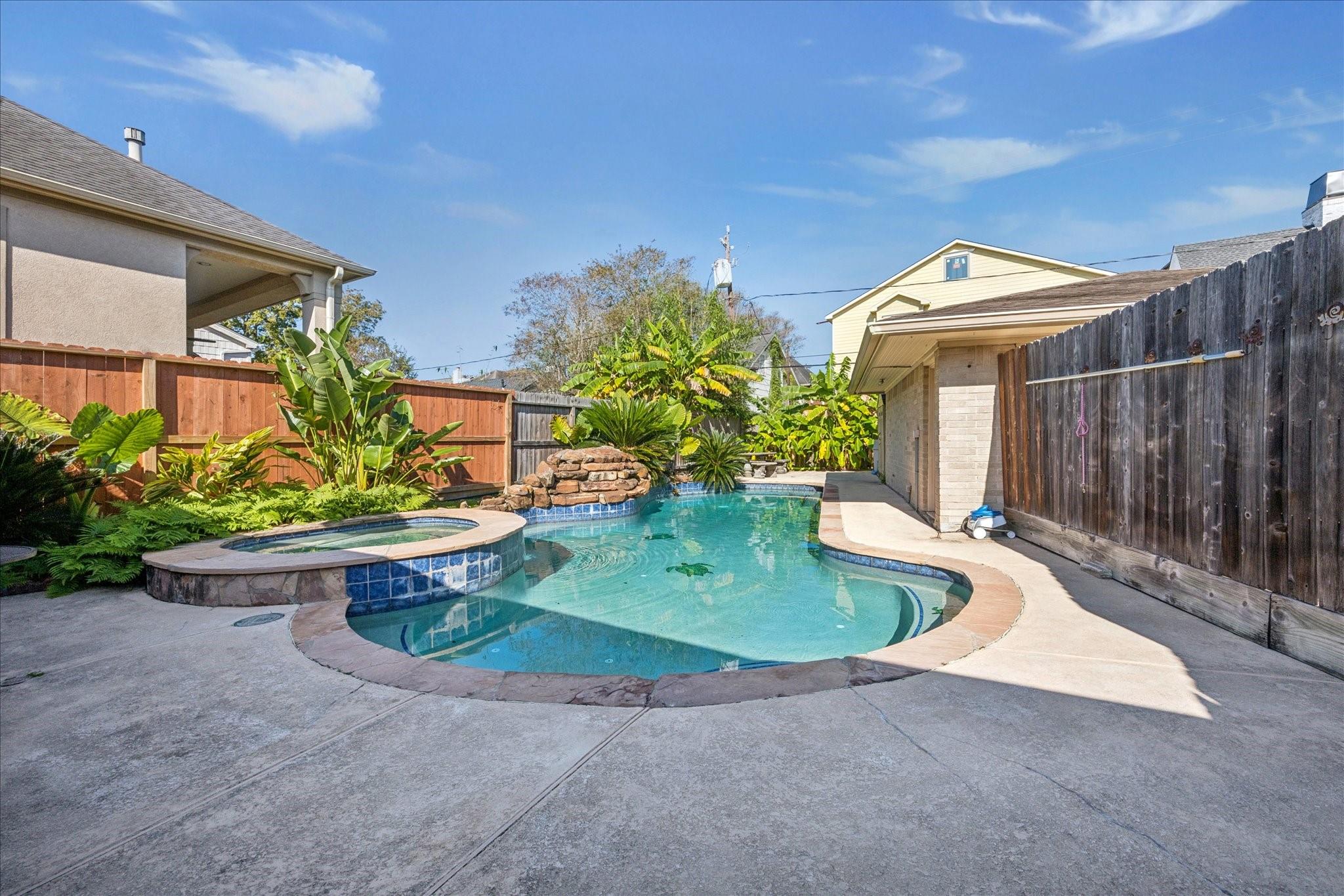 3716 Bellaire Boulevard