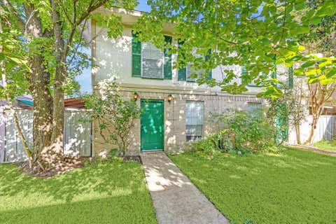 Multifamily For Sale - 1936 Upland Drive<br/> Houston, TX 77043
