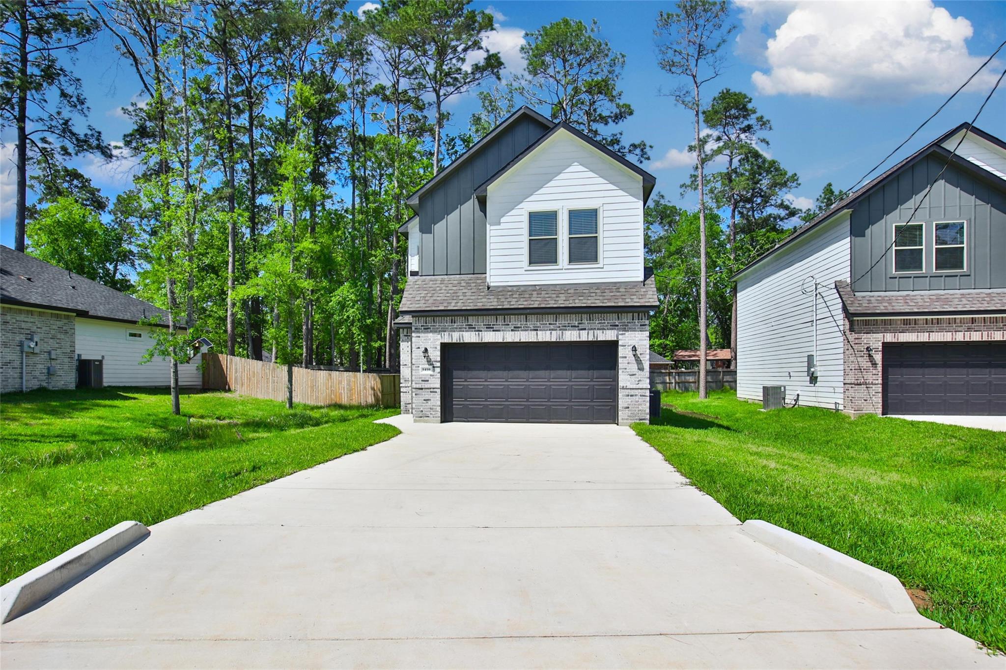 1410 Glenoaks Drive