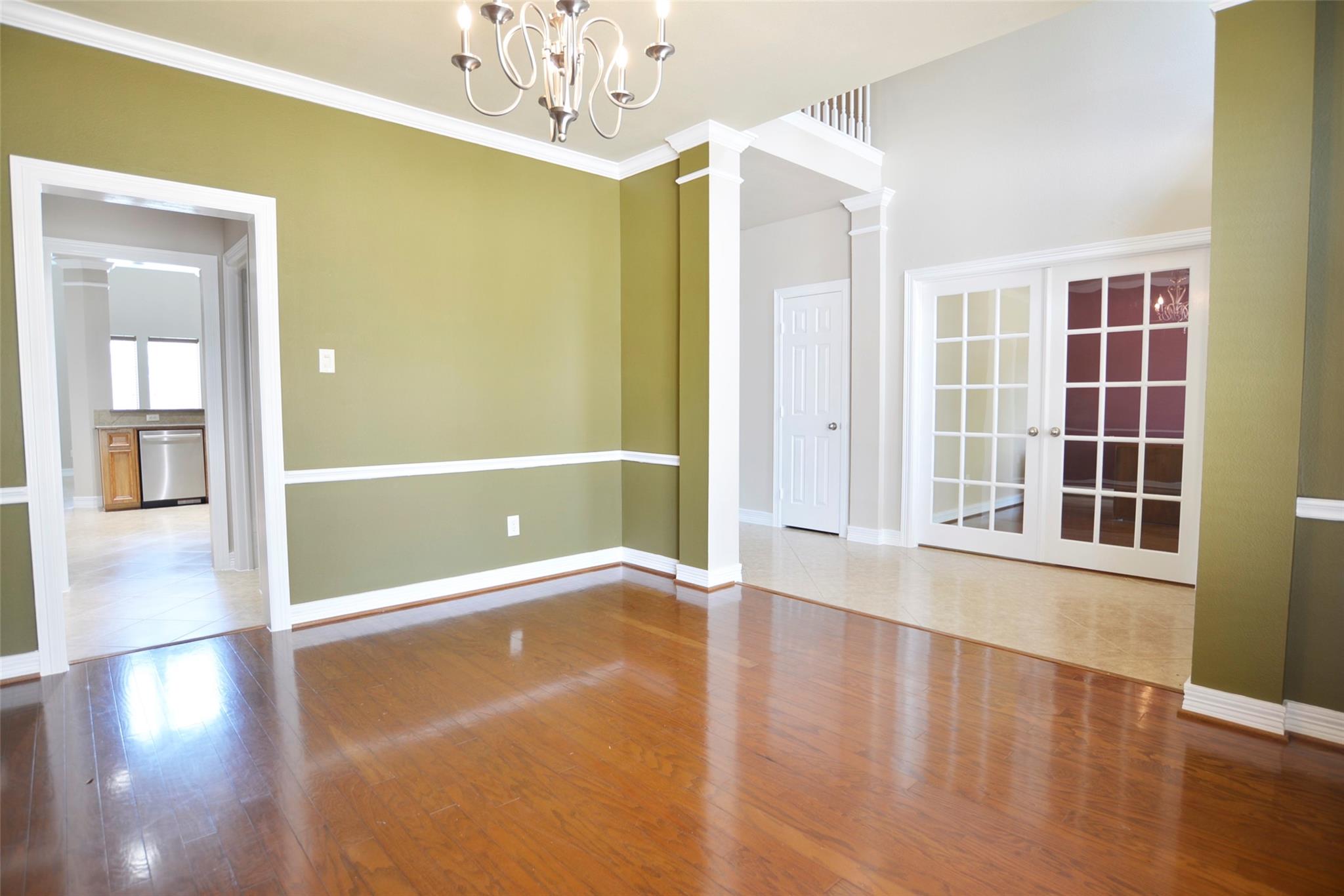 2904 Grand Shore Court