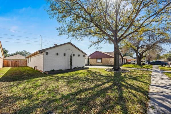 19922 Bridgedale Lane