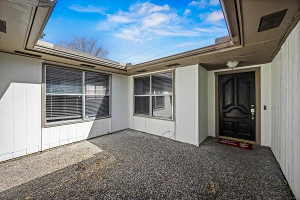 19922 Bridgedale Lane