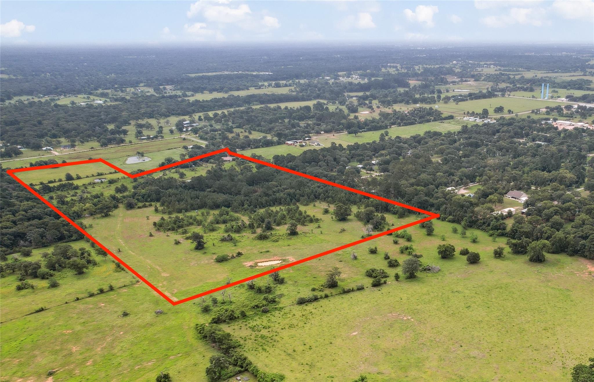 555 Scroggins Lane