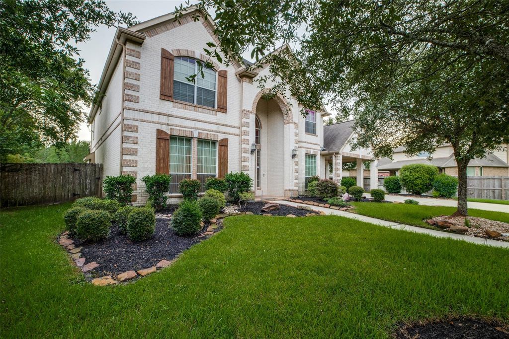 Photo of 16347 Cascade Caverns Lane, Houston, TX 77044 (MLS # 37000814)