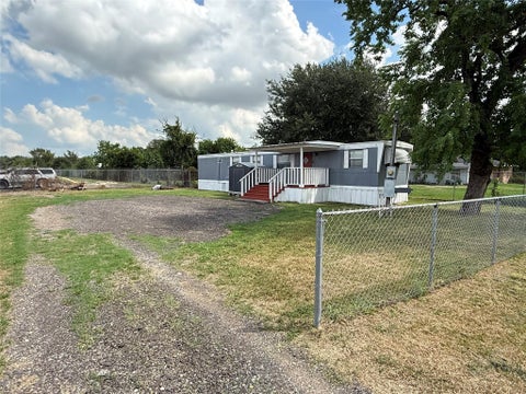 Mobile Home For Rent - 4514 W Cedar Bayou Lynchburg Road<br/> Baytown, TX 77521