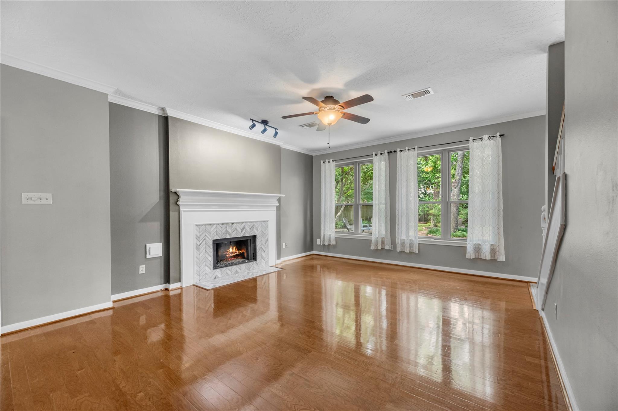 5419 Knoll Terrace Drive