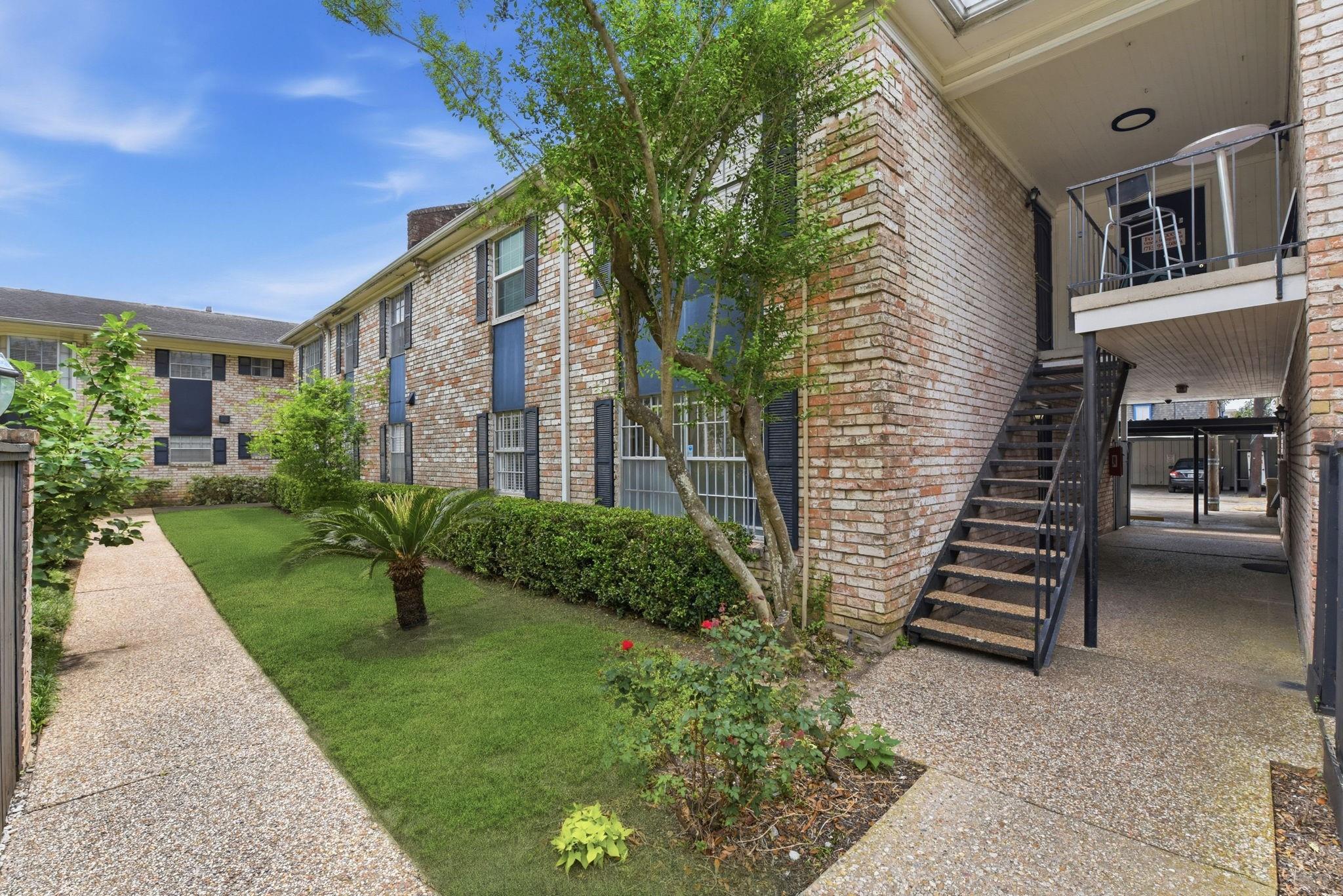 7900 Westheimer Road 147