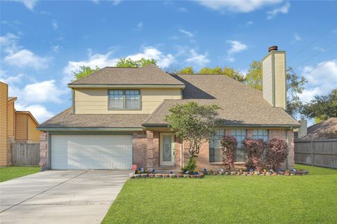 Photo of 4910 Brownfields Court, Houston, TX 77066 (MLS # 30034667)