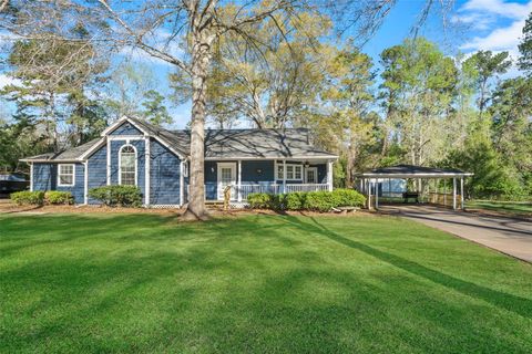 Homes For Sale - 201 Pine Road<br/> San Jacinto County, Coldspring, TX 77331