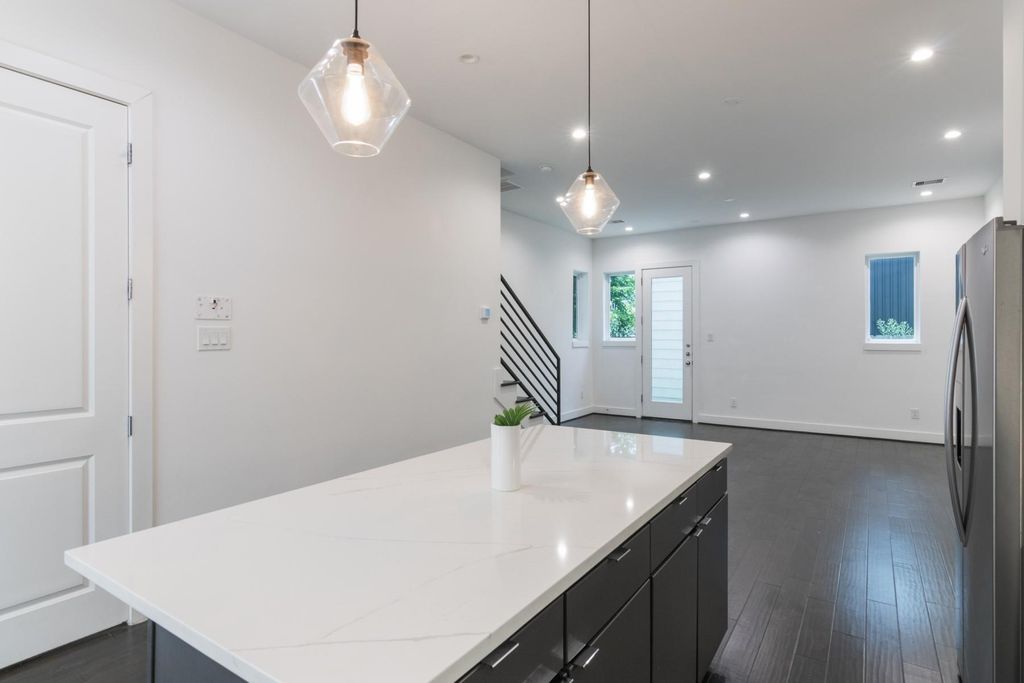 Photo of 5841 Dolores Street, Houston, TX 77057 (MLS # 46973429)