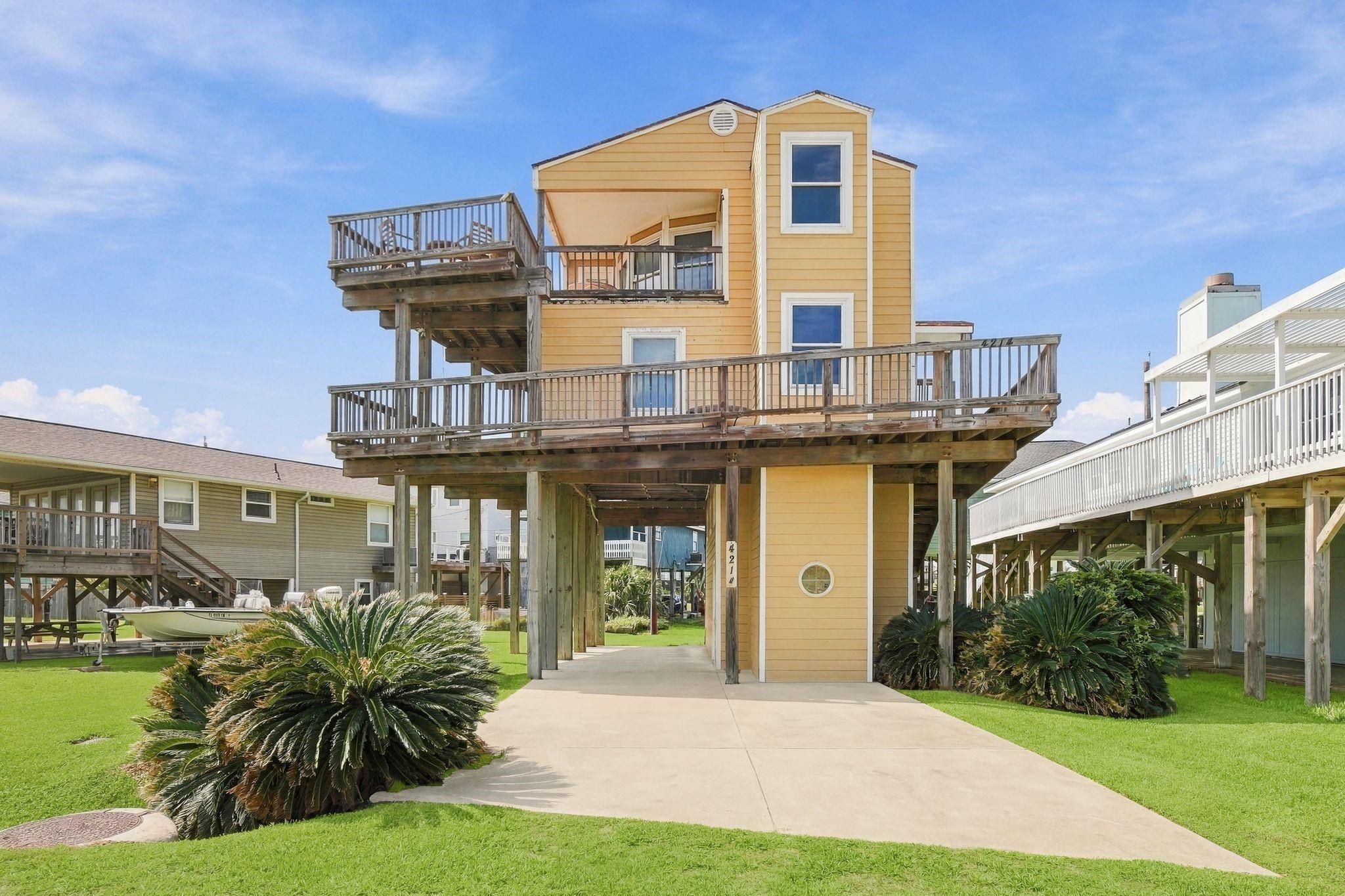 4214 Vista Road