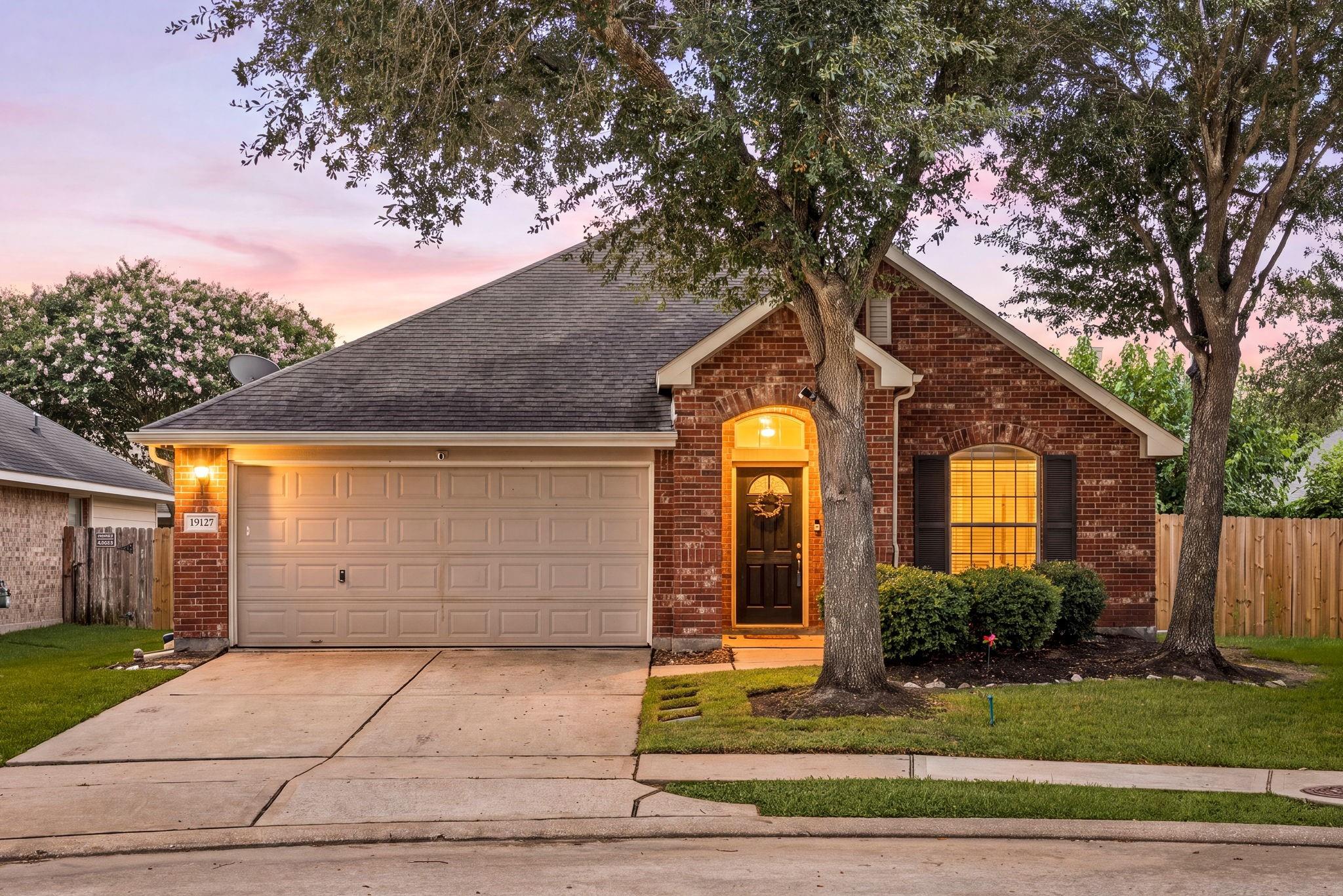 19127 Field Cottage Lane