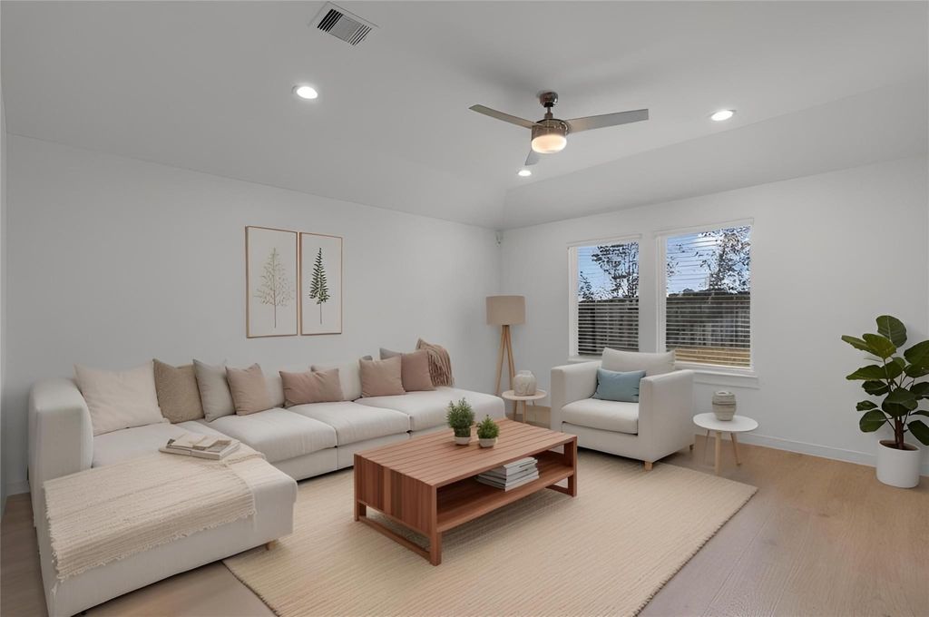 Photo of 2804 Willow Gulch Way, Rosenberg, TX 77469 (MLS # 62458688)