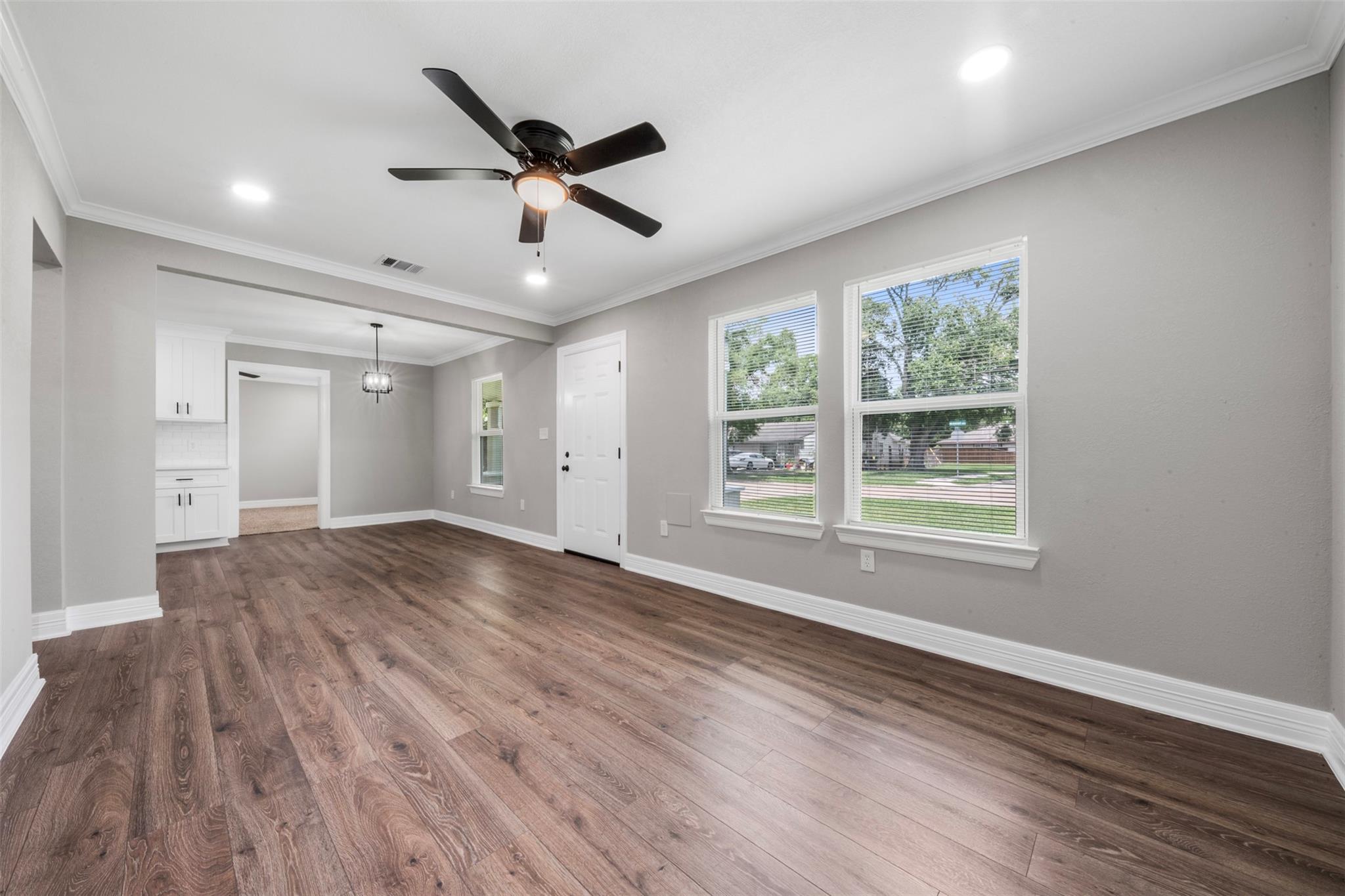 2616 Windsor Lane