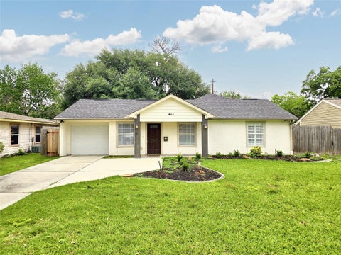 Photo of 1446 Curtin Street, Houston, TX 77018 (MLS # 86718915)