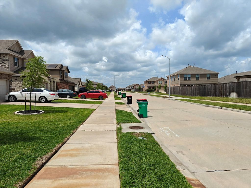 Photo of 1270 Glendora Drive, Rosharon, TX 77583 (MLS # 10746978)