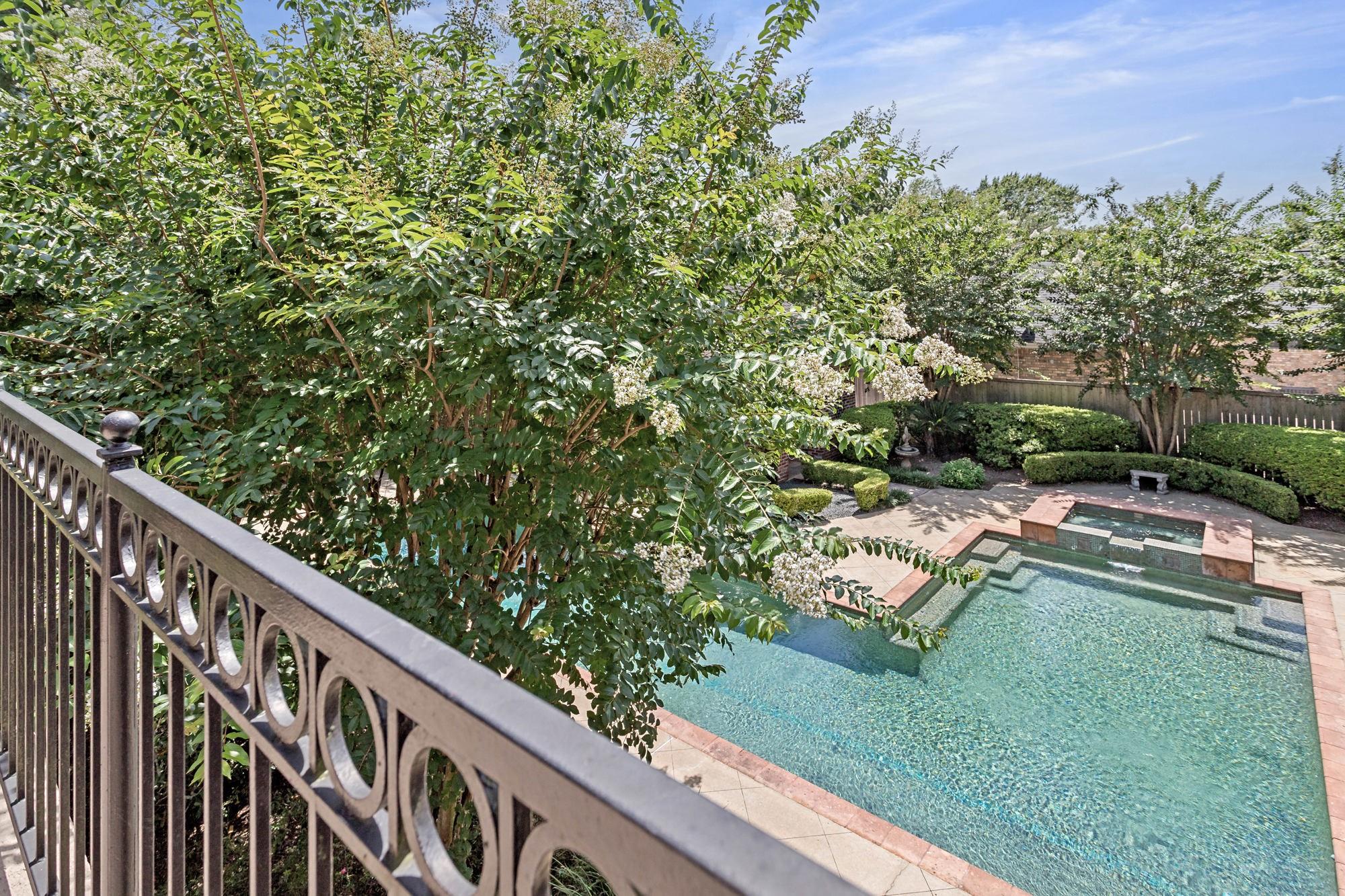 5035 Oakmont Dr, Beaumont, TX, 77706, USA, 5 Bedrooms Bedrooms, ,6 BathroomsBathrooms,Residential,Active,5035 Oakmont Dr,26755921