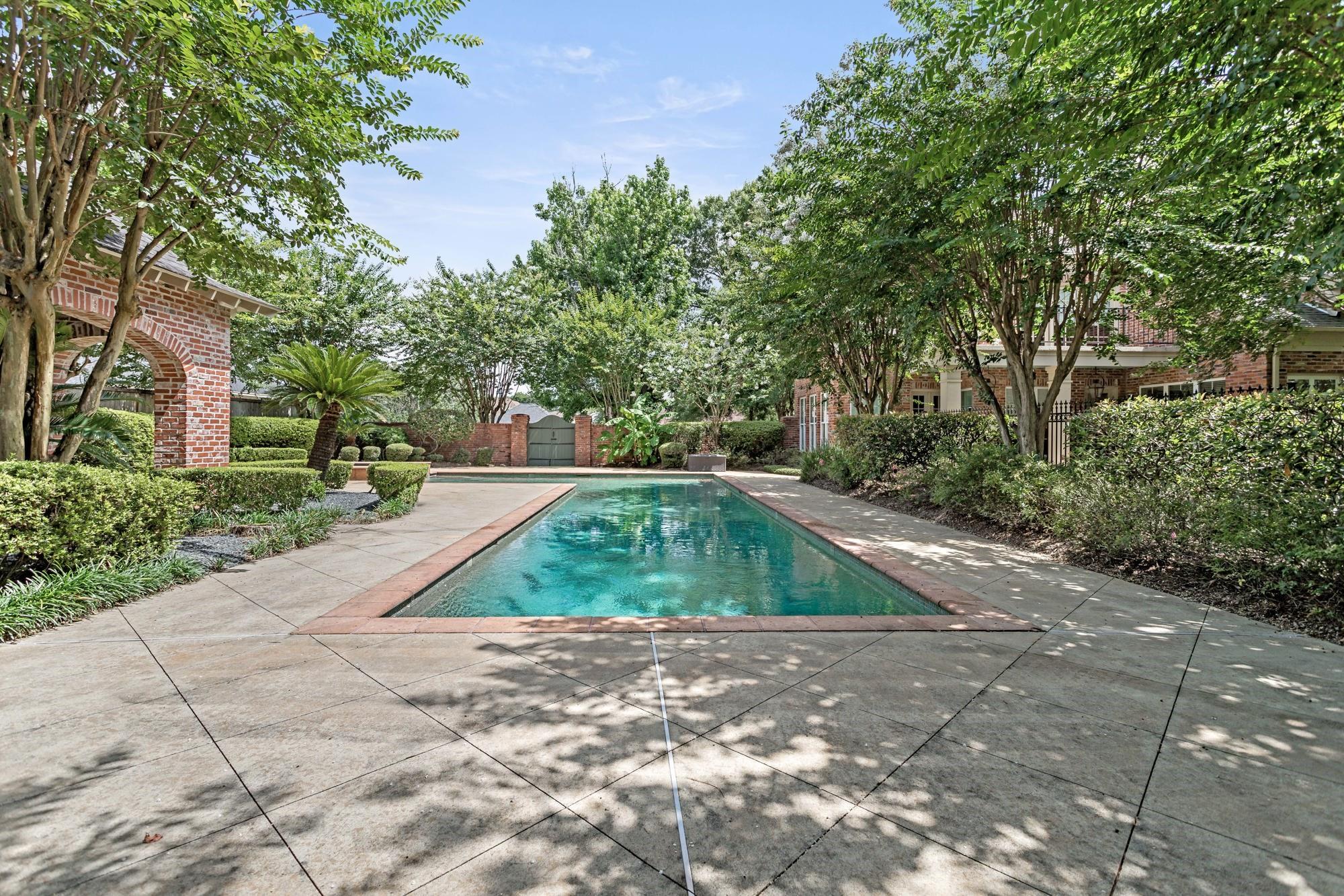 5035 Oakmont Dr, Beaumont, TX, 77706, USA, 5 Bedrooms Bedrooms, ,6 BathroomsBathrooms,Residential,Active,5035 Oakmont Dr,26755921