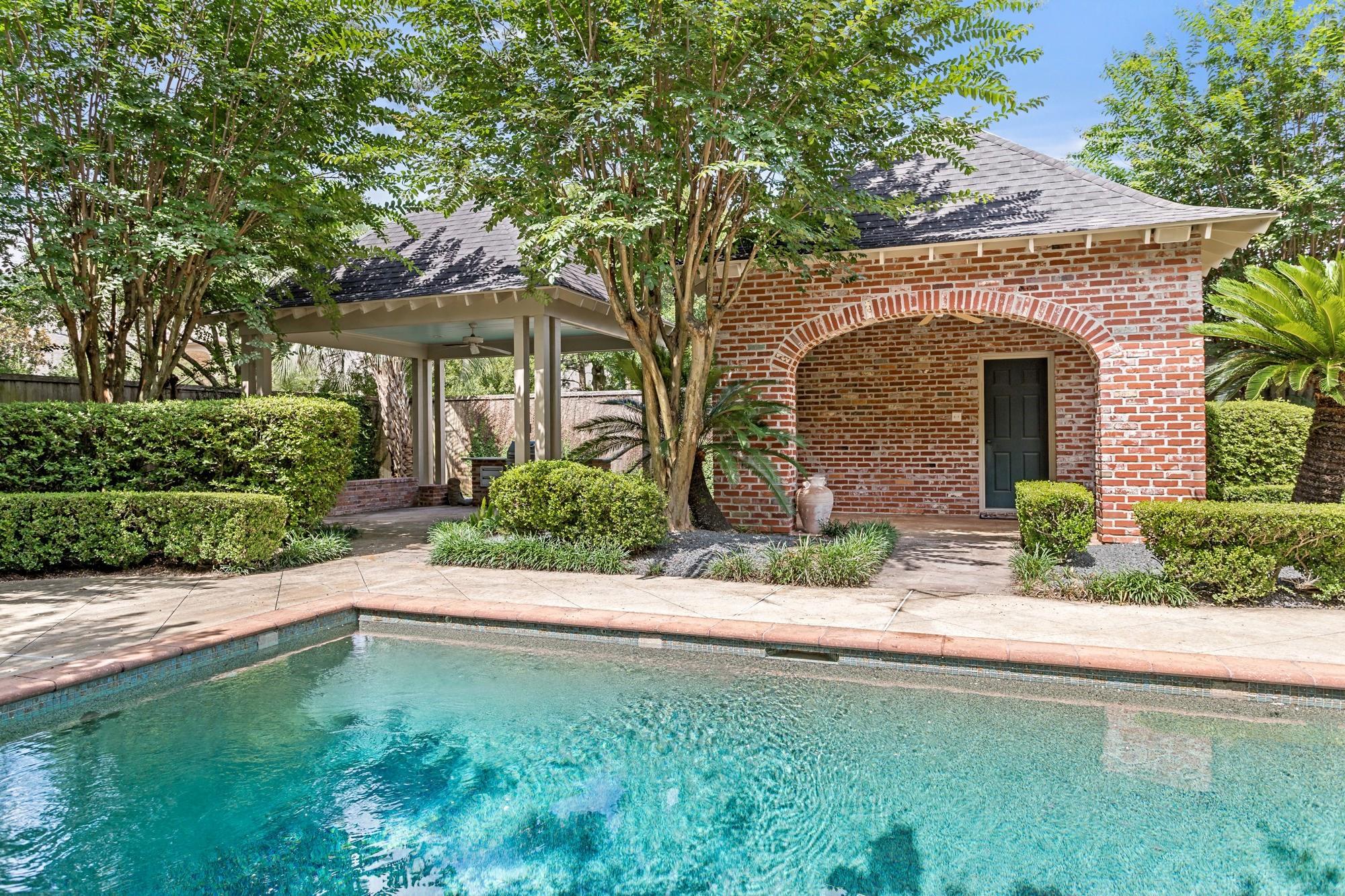 5035 Oakmont Dr, Beaumont, TX, 77706, USA, 5 Bedrooms Bedrooms, ,6 BathroomsBathrooms,Residential,Active,5035 Oakmont Dr,26755921