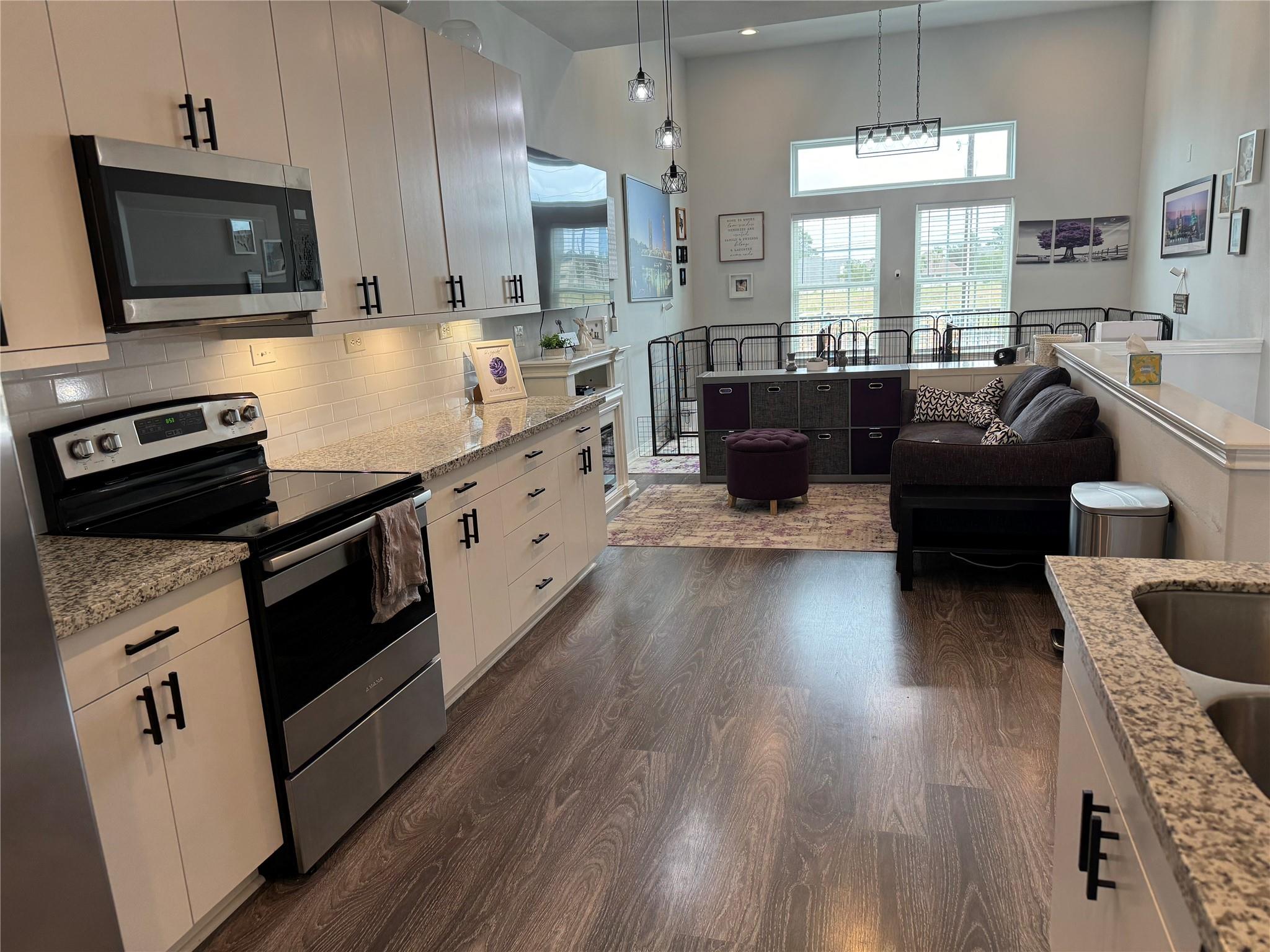 18843 Elegance Avenue
