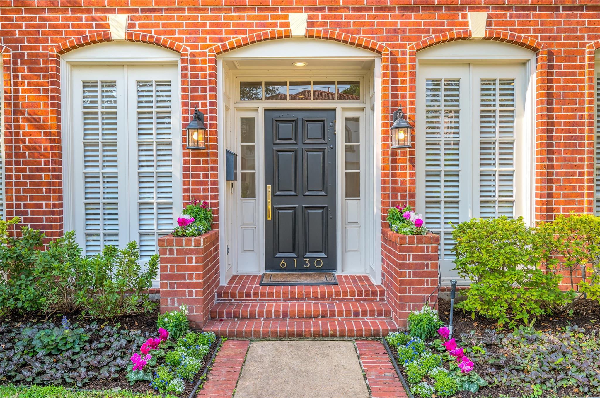 6130 Annapolis Street