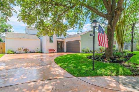 Homes For Sale - 10303 Lynbrook Hollow Street<br/> Houston, TX 77042