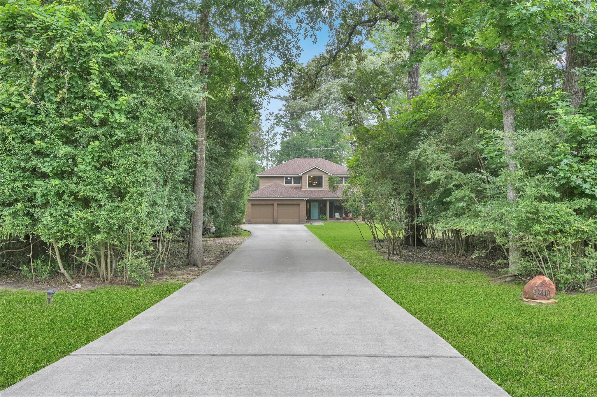 22810 Meadowsweet Drive