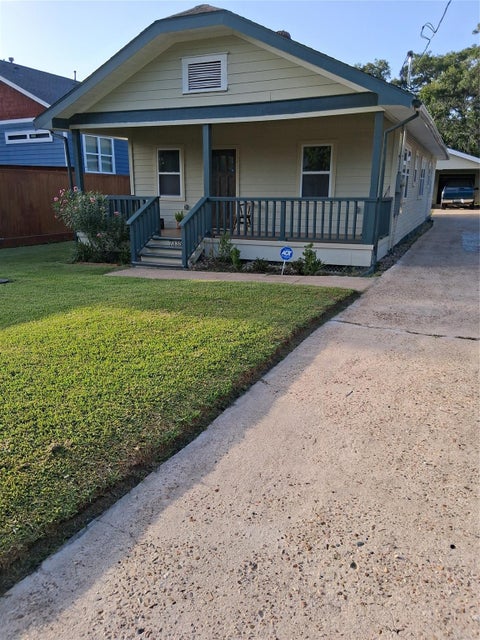 Photo of 7335 Santiago Street, Houston, TX 77023 (MLS # 28998540)