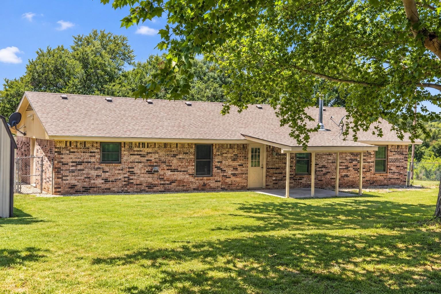 828 Armadillo Drive