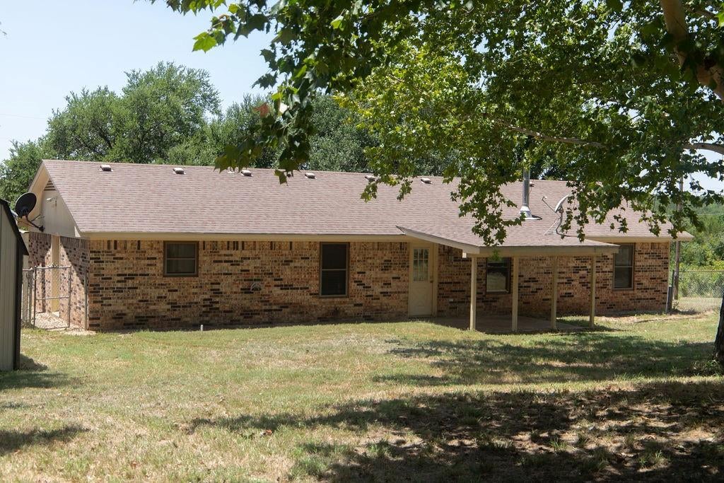 828 Armadillo Drive