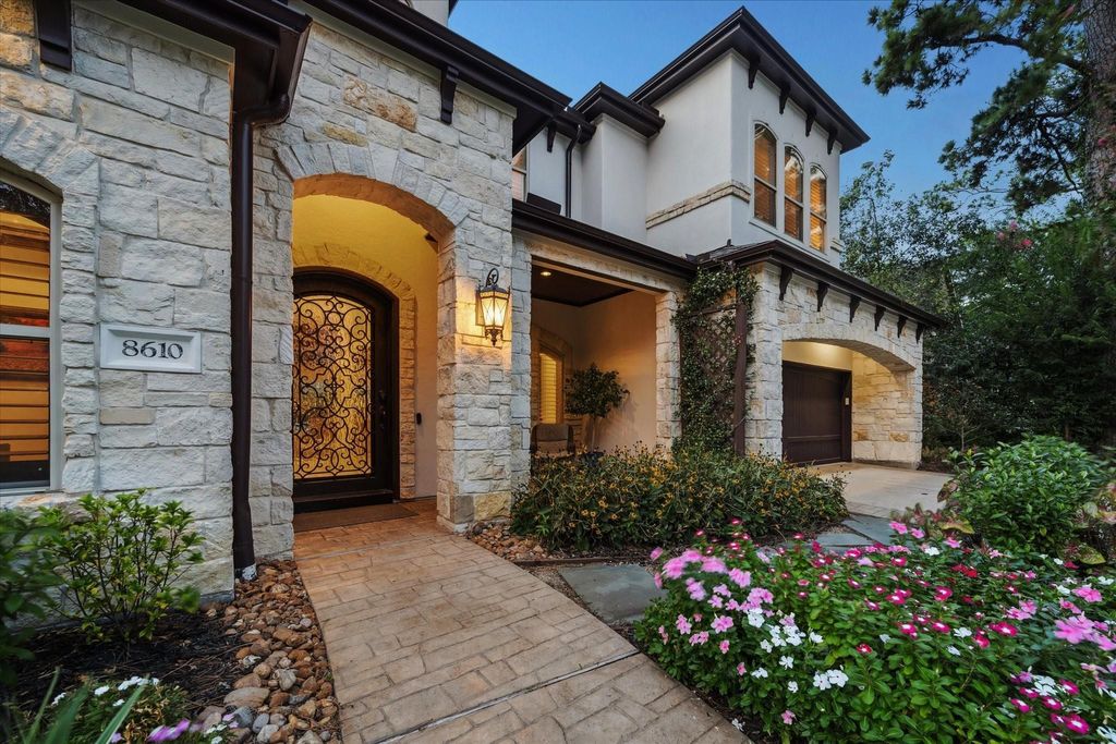 Photo of 8610 Cedarbrake Drive, Houston, TX 77055 (MLS # 51808365)