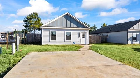 1428 Road 5607 Cleveland TX 77327