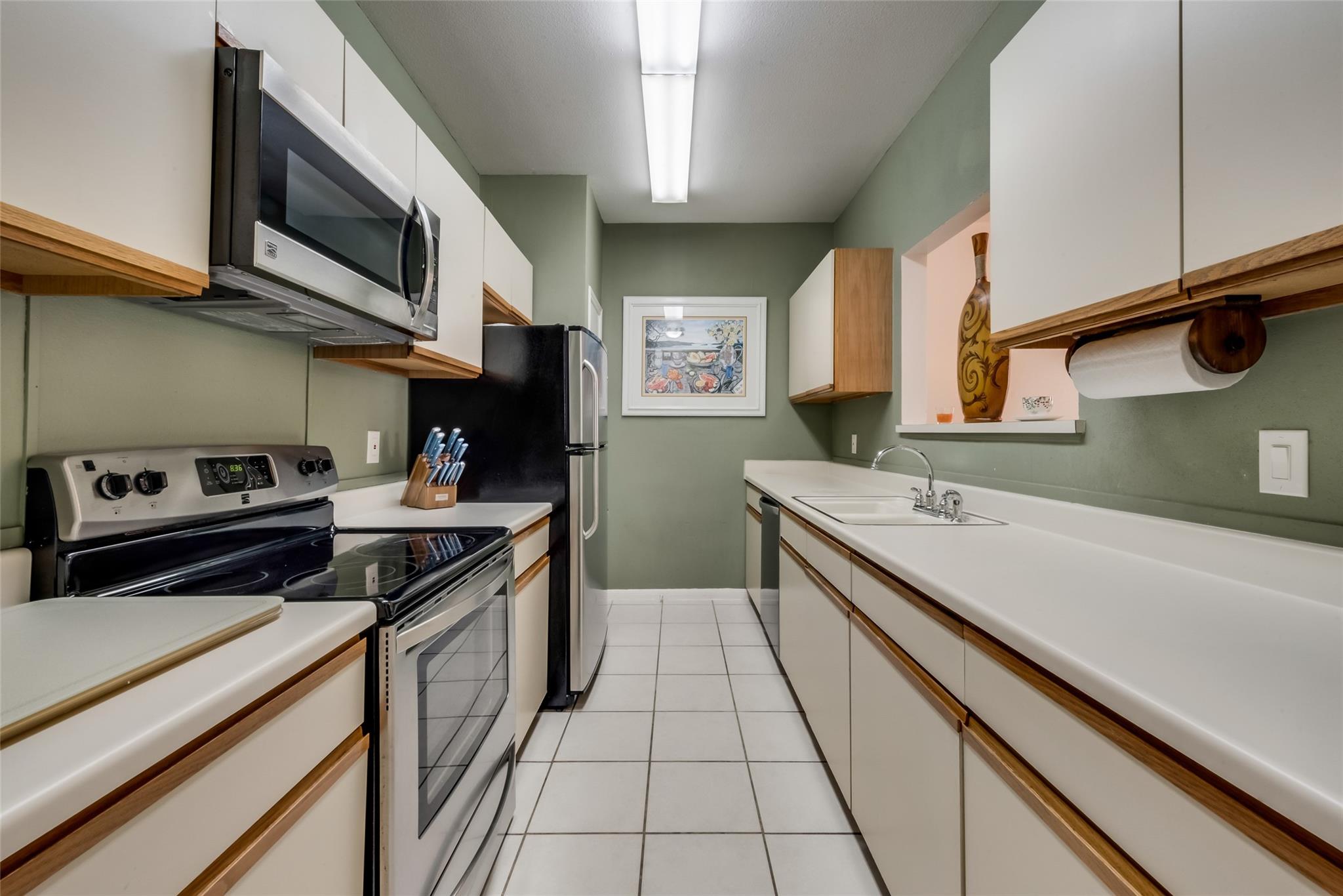 3000 Holly Hall Street 3000