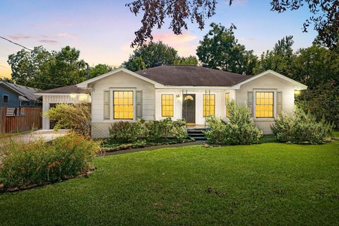 Photo of 10604 Park Lane, Houston, TX 77093 (MLS # 87455427) Photo of 10604 Park Lane, Houston, TX 77093 (MLS # 87455427)